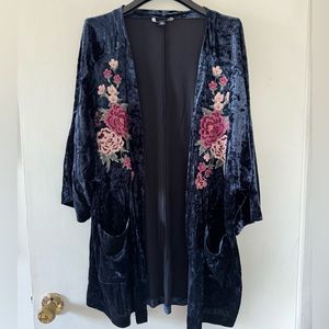 American Eagle Velvet Shrug